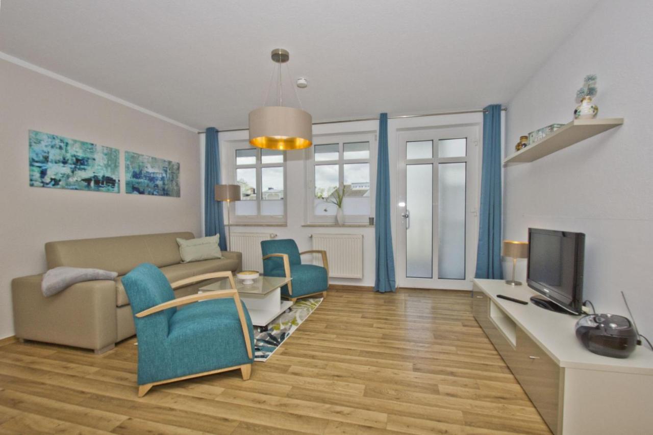 Ferienwohnung Mit Balkon, Gratis Nutzung Vom Ahoi Erlebnisbad Und Sauna In Sellin - Haus Strandeck Fewo 07 Goehren  Zewnętrze zdjęcie